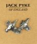 Pin's Jack Pyke - Envolée de perdrix - Pin's Perdrix